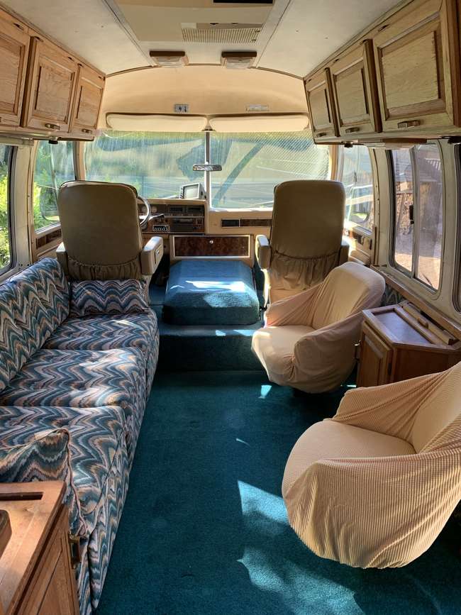 1986 Airstream 325 Classic Motorhome-Sold