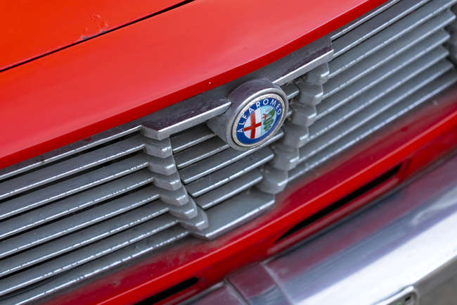 1974 Alfa Romeo 2000 GTV SE (Tipo 105.22)-Sold