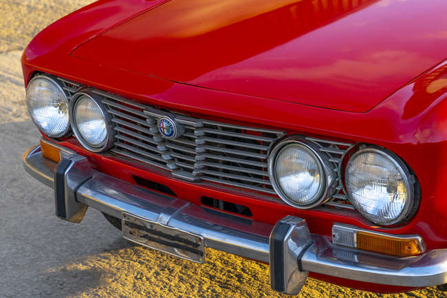 1974 Alfa Romeo 2000 GTV SE (Tipo 105.22)-Sold
