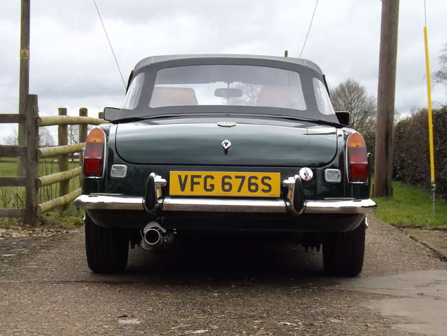 1977 MG B V8 Roadster 3.5-Litre-Sold