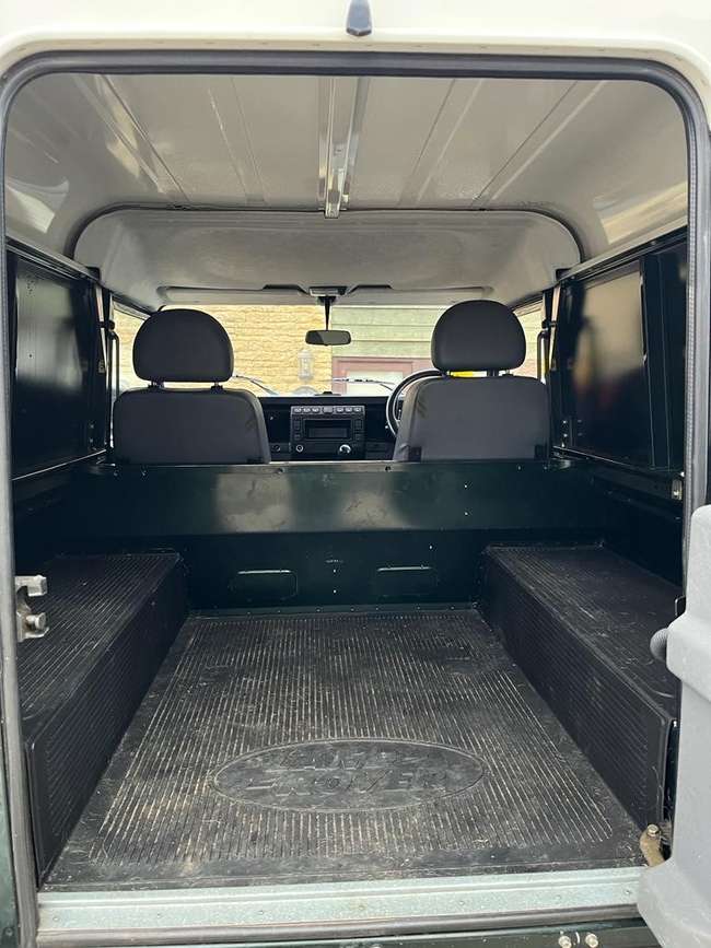 2002 Land Rover Defender 90 TD5 Hardtop-For Sale