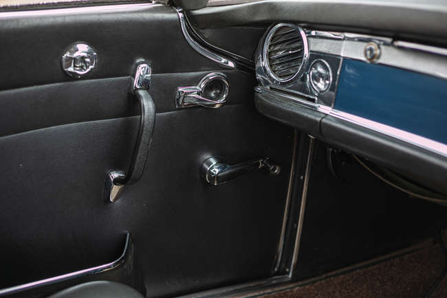 1967 Mercedes-Benz 250SL California Coupé (W113)-Sold