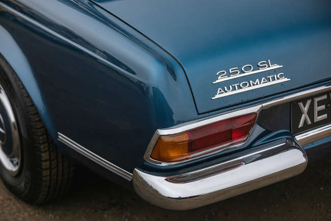 1967 Mercedes-Benz 250SL California Coupé (W113)-Sold