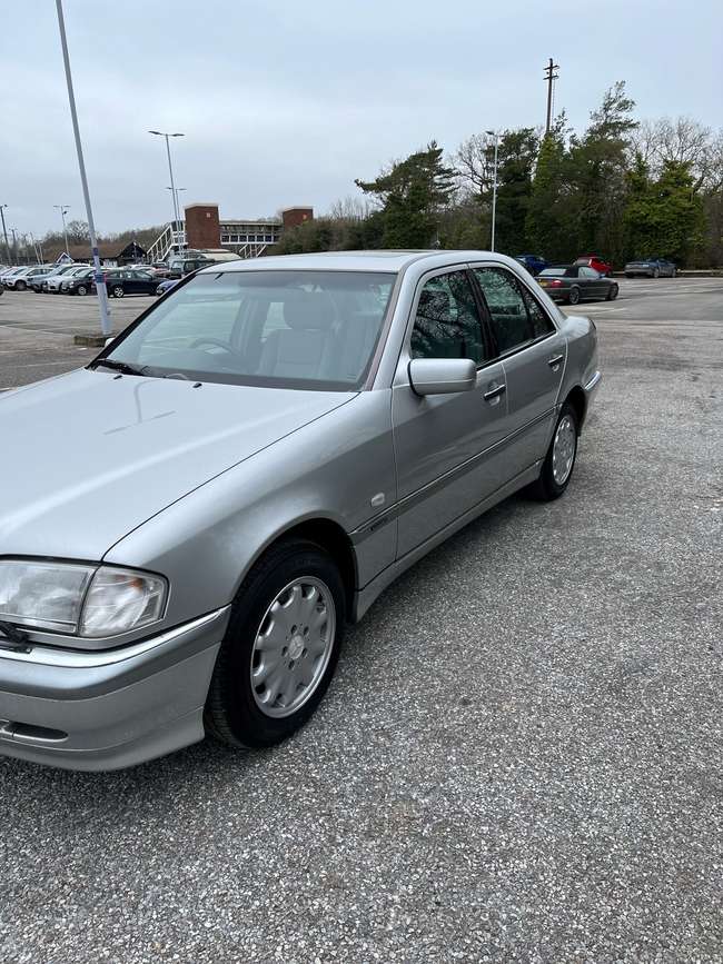 2000 Mercedes-Benz C180 Elegance (W202)-Sold