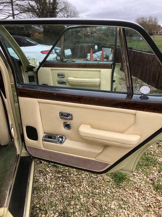 1986 Rolls-Royce Silver Spur (LWB)-For Sale