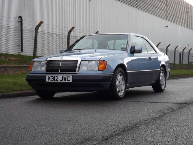 1992 Mercedes-Benz 230CE (C124)-Sold