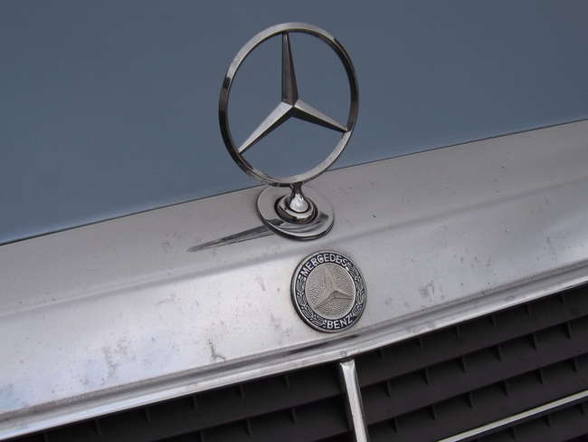 1992 Mercedes-Benz 230CE (C124)-Sold