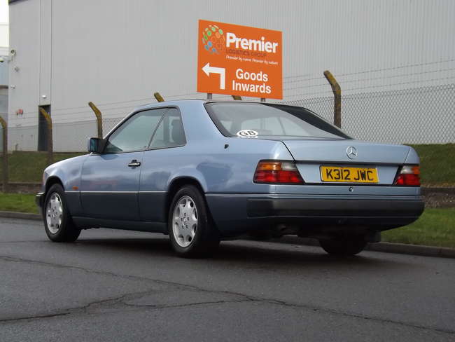 1992 Mercedes-Benz 230CE (C124)-Sold