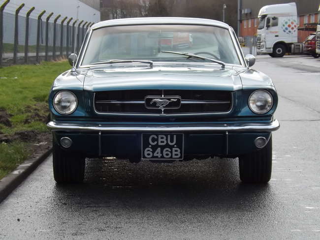 1964 Ford Mustang 289 V8 Notchback - Manual-Sold