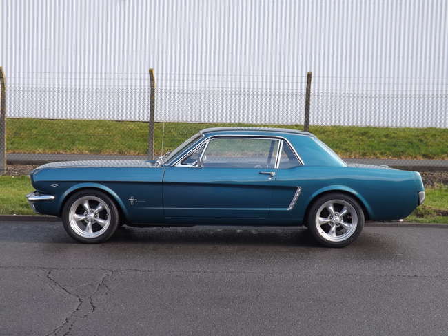 1964 Ford Mustang 289 V8 Notchback - Manual-Sold