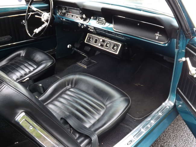 1964 Ford Mustang 289 V8 Notchback - Manual-Sold