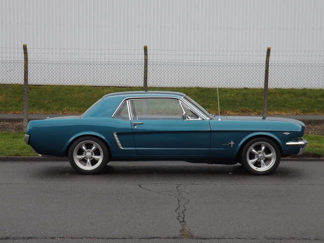 1964 Ford Mustang 289 V8 Notchback - Manual-Sold