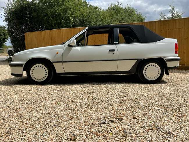 1988 Vauxhall Astra GTE Mk2 8v Convertible-Sold