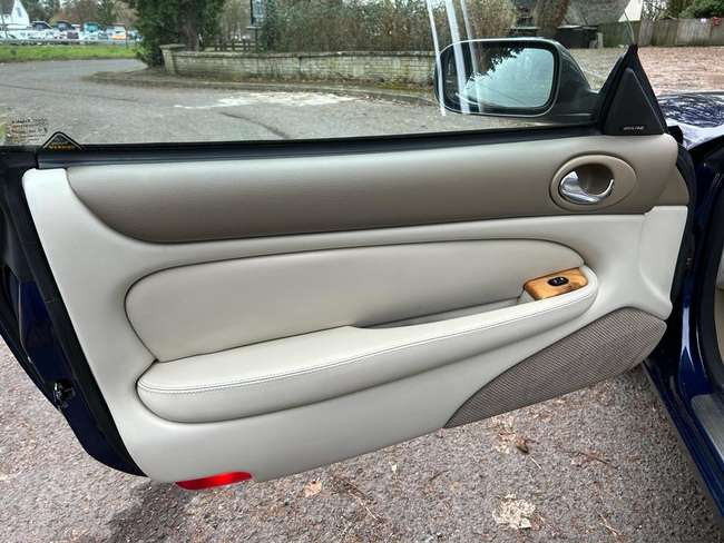2002 Jaguar XKR Coupé-Sold