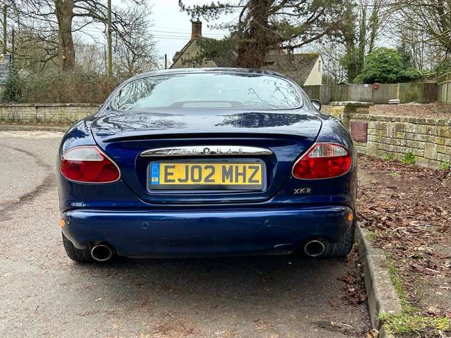 2002 Jaguar XKR Coupé-Sold