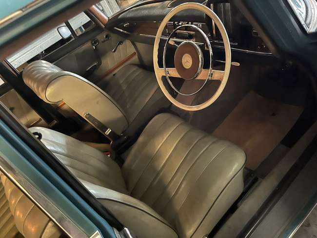 1963 Mercedes-Benz 220SEb Saloon (W111)-For Sale