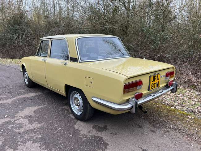 1973 Alfa Romeo 2000 Berlina (Tipo 105)-For Sale