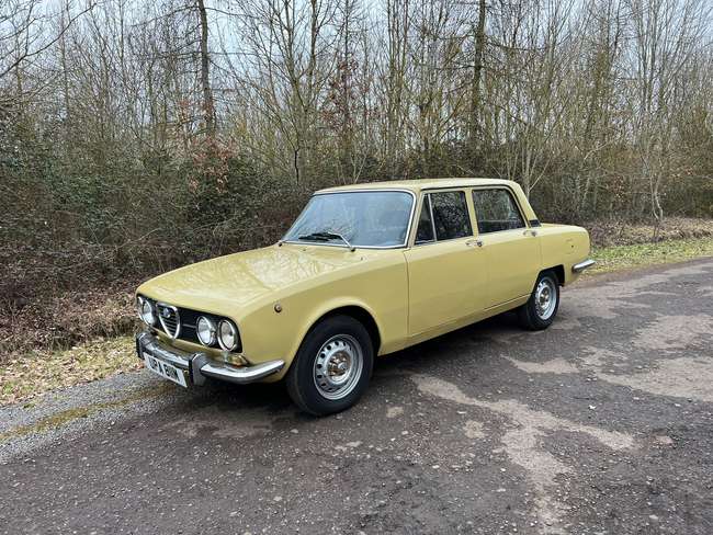 1973 Alfa Romeo 2000 Berlina (Tipo 105)-For Sale