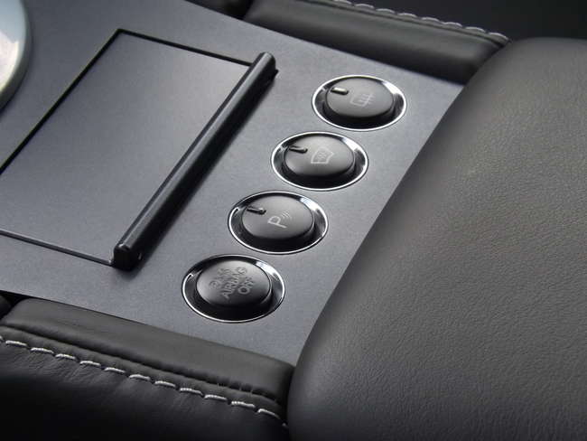 2006 Aston Martin V8 Vantage-Sold