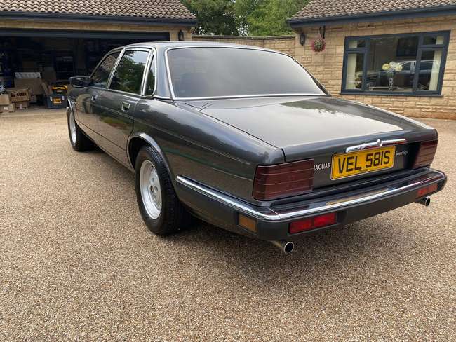 1988 Jaguar XJ Sovereign Saloon-Sold