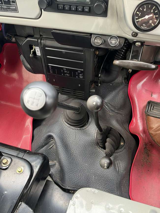 1995 Mitsubishi Jeep J55 Canvas Top - 4,000km from new -Sold