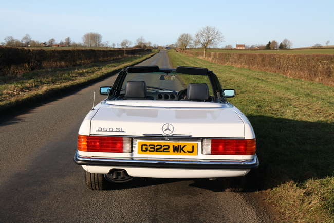 1989 Mercedes-Benz (R107) 300SL-For Sale
