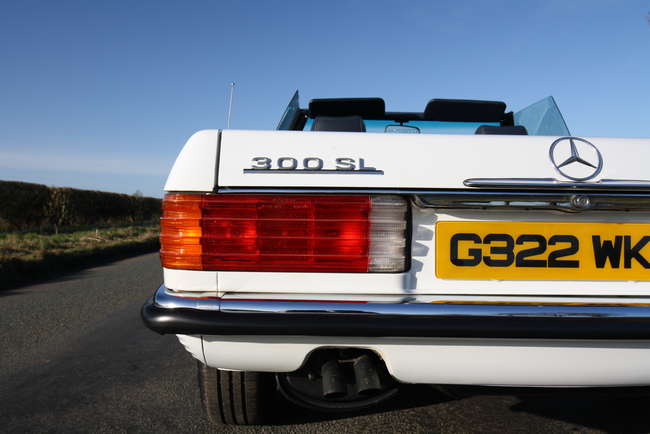 1989 Mercedes-Benz (R107) 300SL-For Sale