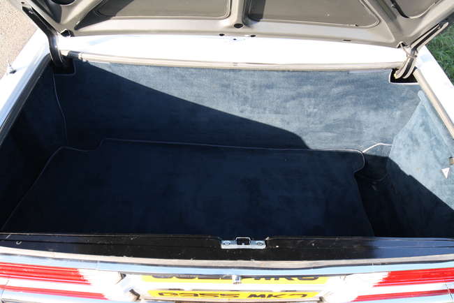 1989 Mercedes-Benz (R107) 300SL-For Sale