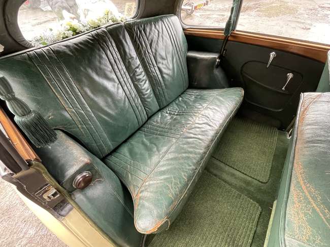1951 Daimler Consort DB18 Saloon-Sold