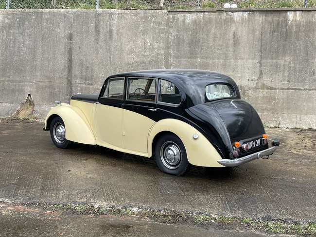 1951 Daimler Consort DB18 Saloon-Sold
