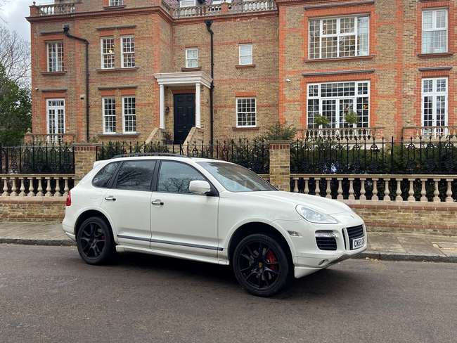 2010 Porsche Cayenne Turbo-For Sale