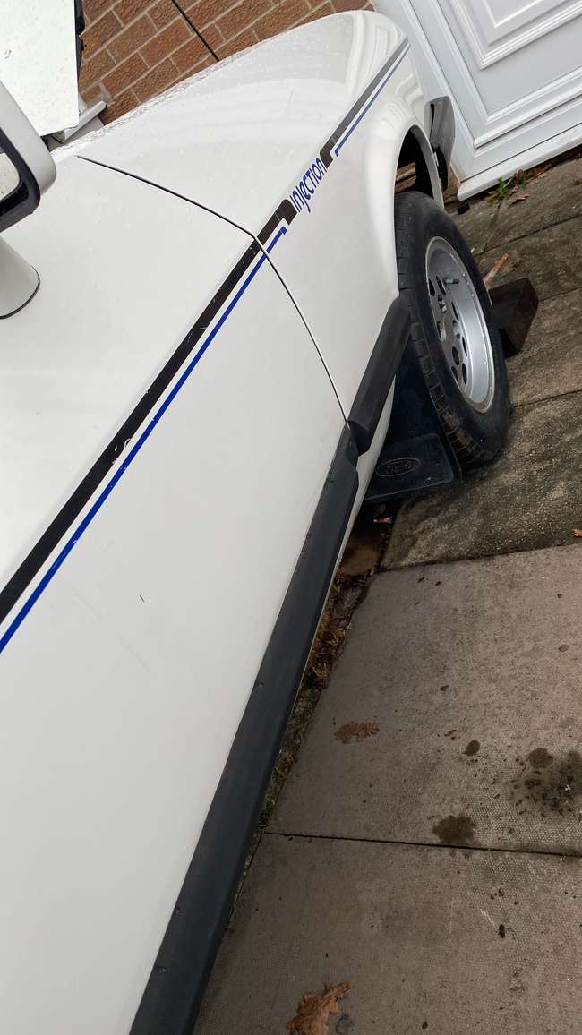 1983 Ford Capri 2.8-Litre injection - Just 23,000 miles -For Sale