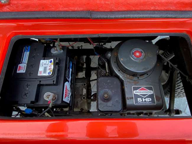 Range Rover Classic Childs Petrol-Powered Car-Sold