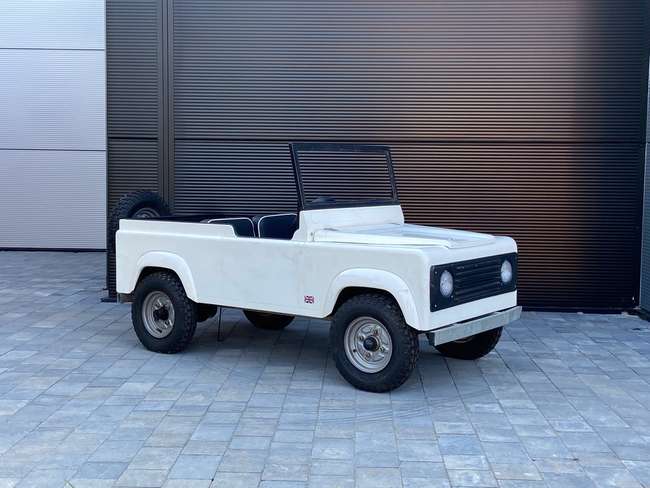 Rebel Replicas ½-Scale Land Rover Defender Childs Car-Sold