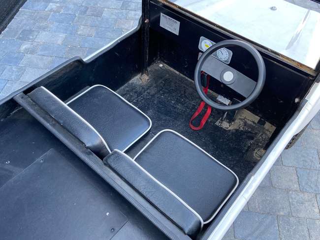 Rebel Replicas ½-Scale Land Rover Defender Childs Car-Sold