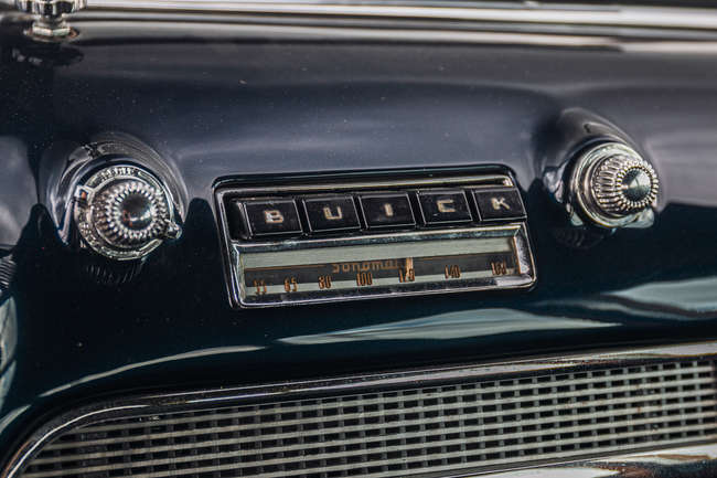 1949 Buick Roadmaster Estate Wagon (Woodie)-Sold