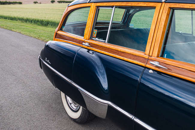 1949 Buick Roadmaster Estate Wagon (Woodie)-Sold