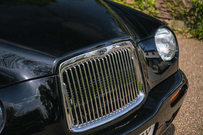 2003 London Taxis International TX2 Gold Taxicab-For Sale