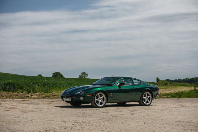 2003 Jaguar XKR 4.2 Coupé-Sold