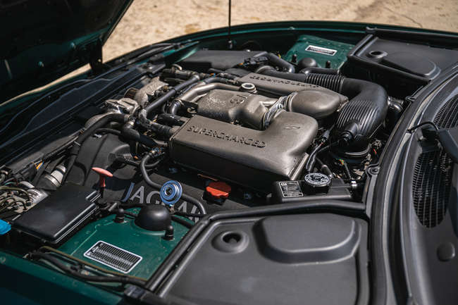 2003 Jaguar XKR 4.2 Coupé-Sold