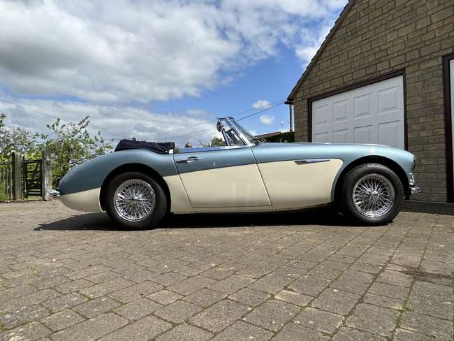 1963 Austin-Healey 3000 Mk IIA (BT7)-Sold