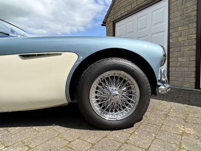 1963 Austin-Healey 3000 Mk IIA (BT7)-Sold