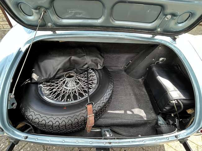 1963 Austin-Healey 3000 Mk IIA (BT7)-Sold