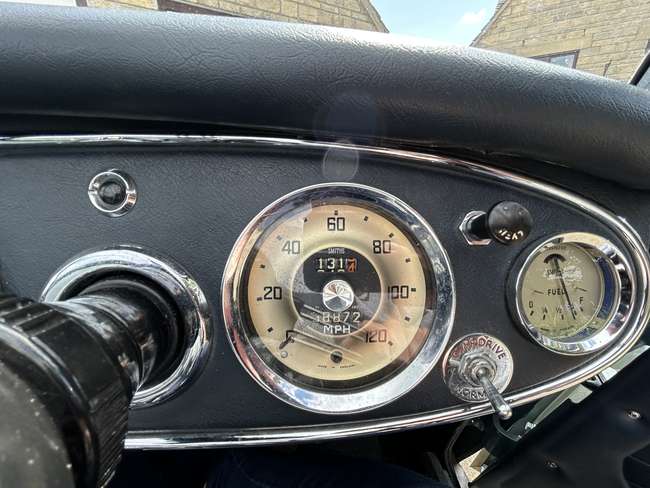 1963 Austin-Healey 3000 Mk IIA (BT7)-Sold