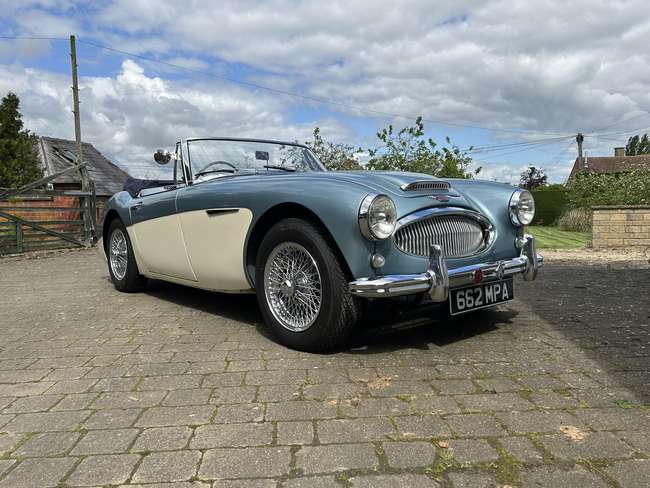 1963 Austin-Healey 3000 Mk IIA (BT7)-Sold