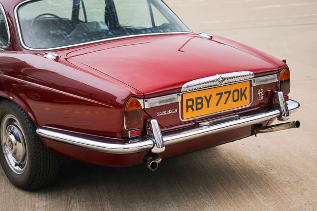 1971 Daimler Sovereign Series 1 4.2-Litre-Sold
