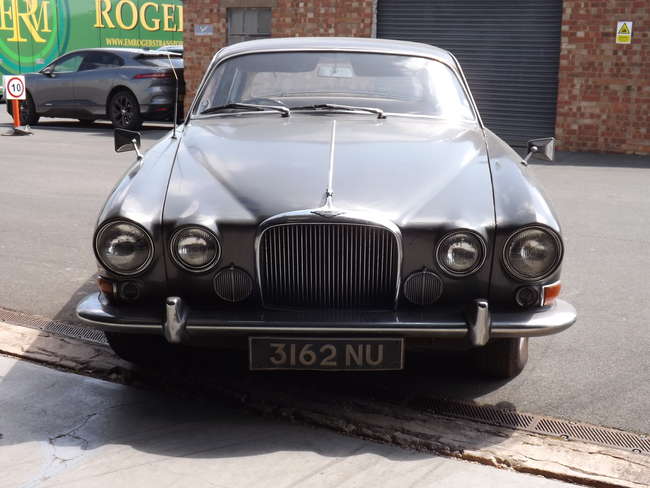マーサ 1963 Jaguar Mark X Blue Automatic, 3 speed Right Hand Drive