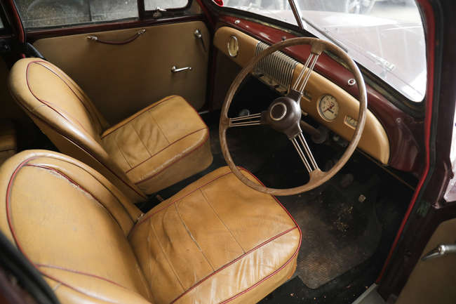 1950 Morris Minor 2-Door (Lowlight)-Sold