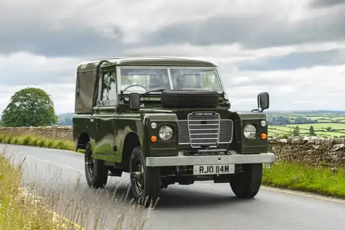 1974 Land Rover Series III 88