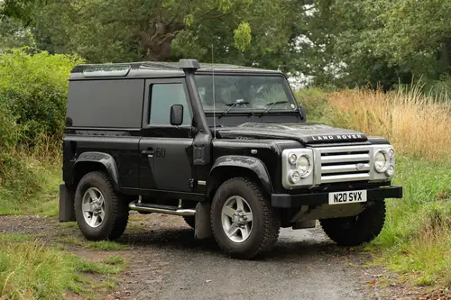 2009 Land Rover Defender 90 SVX SW #020